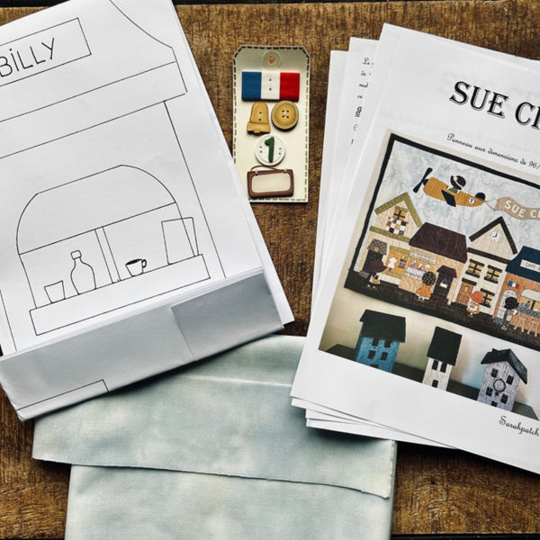 Patron, tissu ciel, boutons