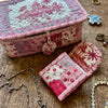Ecrin floral rose et Mini pochette
