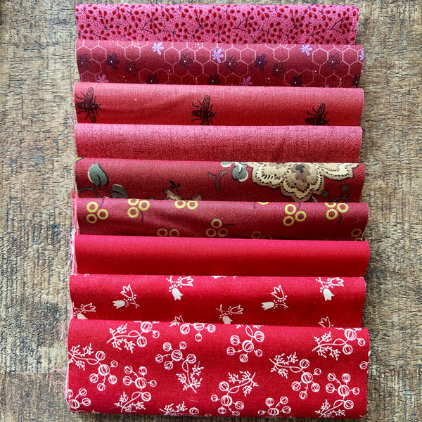 Lot tissus rouges 15/55cm